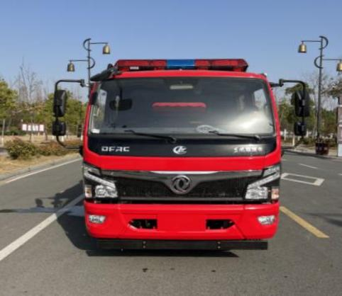 东风多利卡5吨水罐消防车技术规格